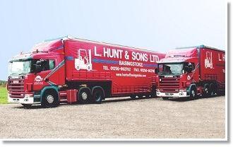 /images/twotrucks